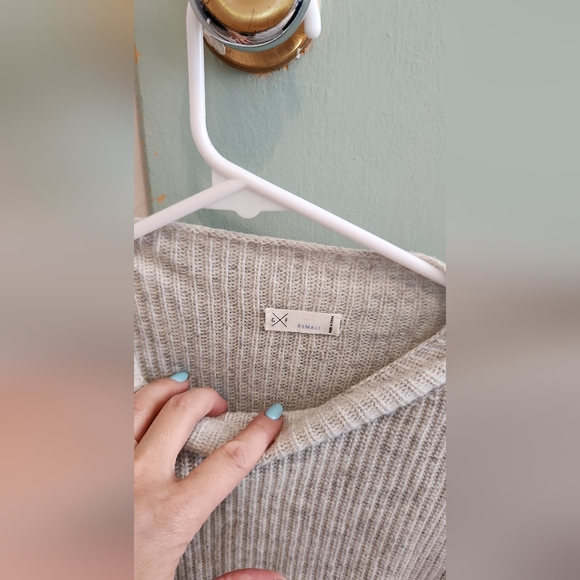 Small Gentle Fawn cozy pull over sweater - Picture 2 of 3